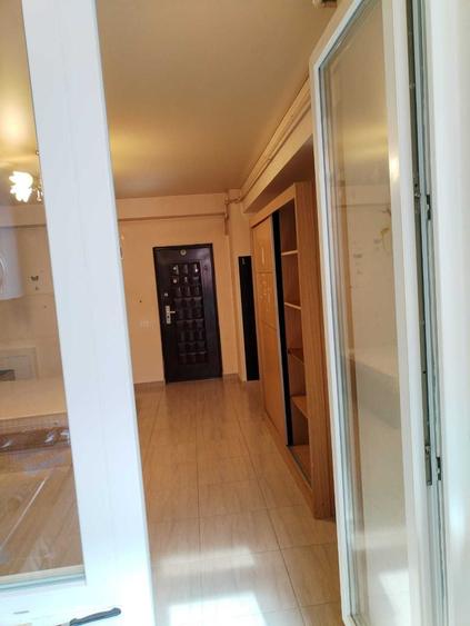 Proprietar, vanzare garsoniera - 2