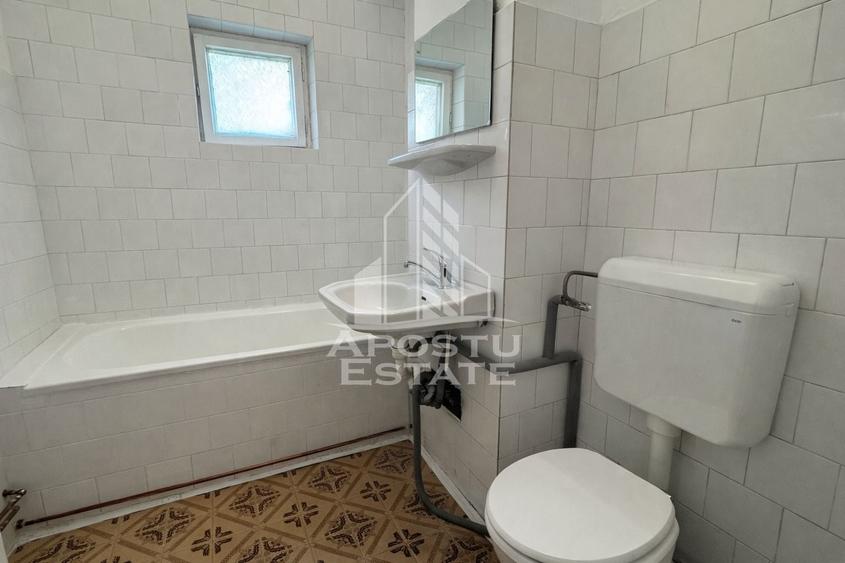 Apartament cu 2 camere decomandat în Girocului