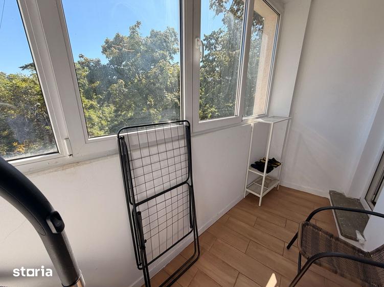 Apartament cu 2 camere decomandat în Titan