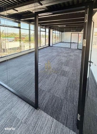 Spațiu comercial, de 1,400 mp, în Central