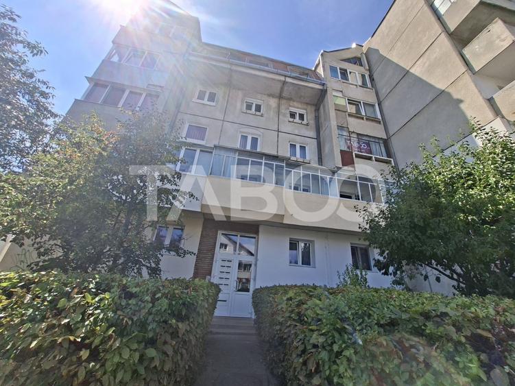 Apartament cu 3 camere decomandat, mobilat în Terezian