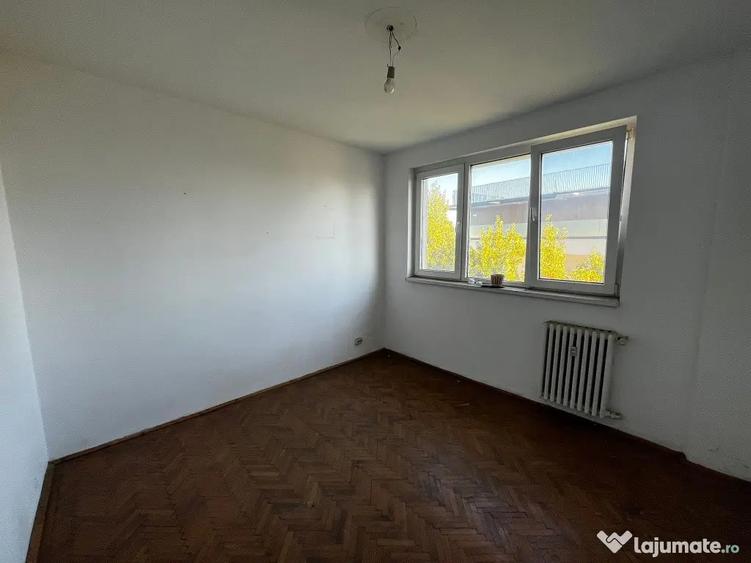 Apartament cu 2 camere semidecomandat în Clăbucet