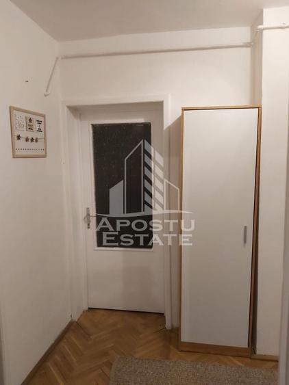Apartament cu 3 camere decomandat în Take Ionescu