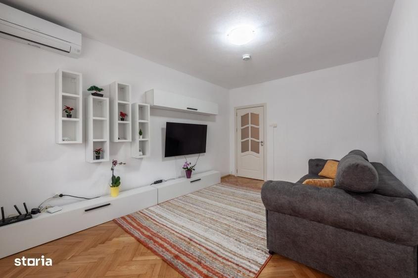 Apartament cu 2 camere, mobilat în Ultracentral