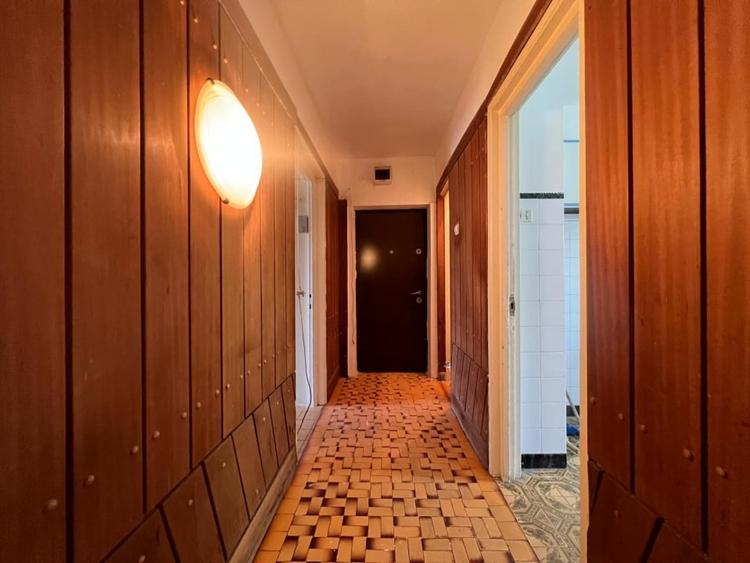 Apartament cu 3 camere decomandat, mobilat în Tomis II