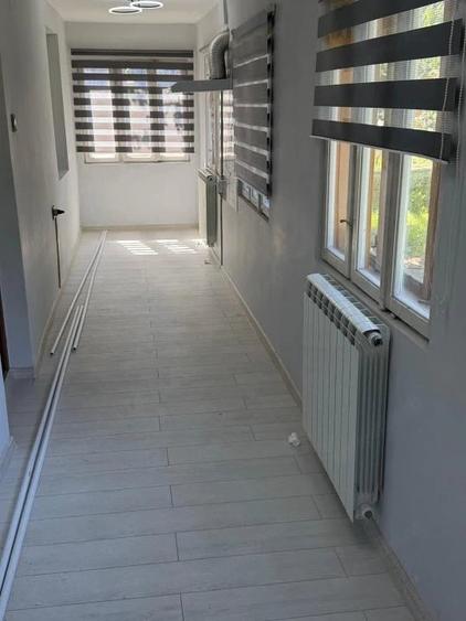 Spațiu comercial, de 474 mp, în Podari