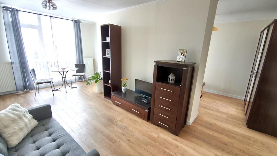 Apartament cu 2 camere nedecomandat în Central