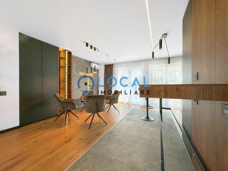 Apartament cu 3 camere semidecomandat, mobilat în Gară