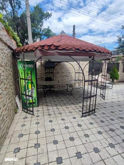 Casă cu 4 camere în Bucur Obor