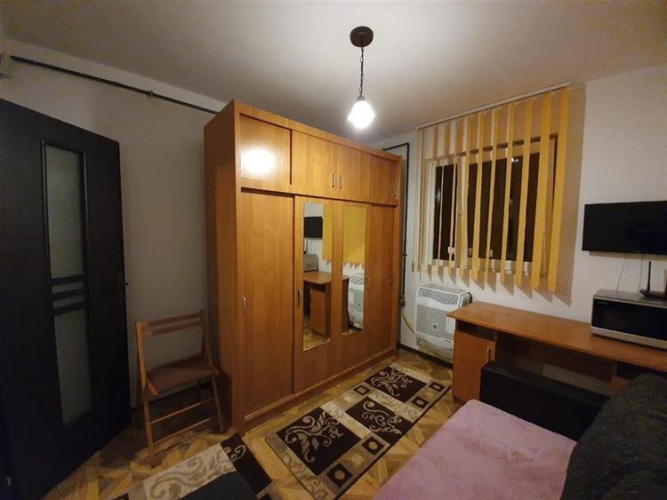 Garsonieră semidecomandată în Lunei