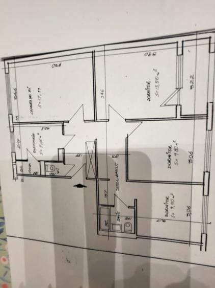 Apartament cu 4 camere decomandat în Brâncoveanu