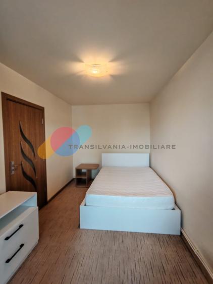 Apartament cu 4 camere decomandat, mobilat în Mănăștur