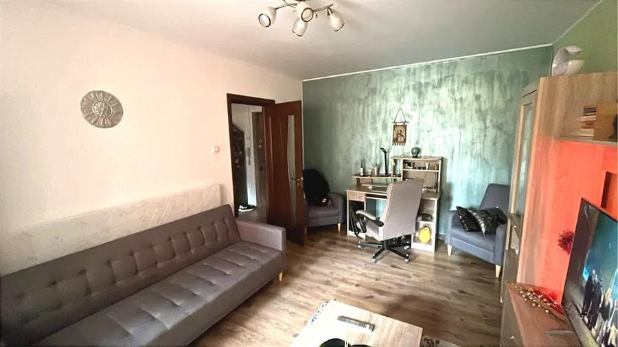 Apartament cu 2 camere decomandat, mobilat în Tomis Nord