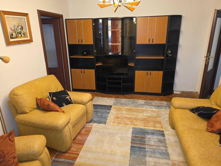 Apartament cu 2 camere semidecomandat în Ultracentral
