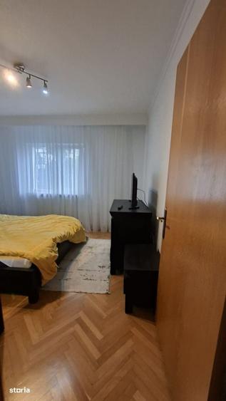 3 camere Eremia , Decomandat/ Centrala/ mobilat , Amplasament DEOSEBIT - 12
