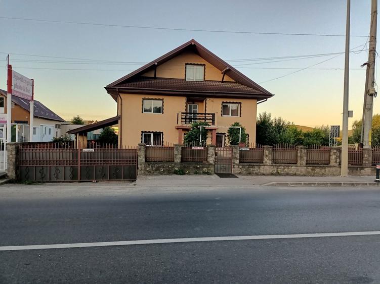 Spatiul ideal pentru FIRMA situat la baza podului Mall Moldova - 6