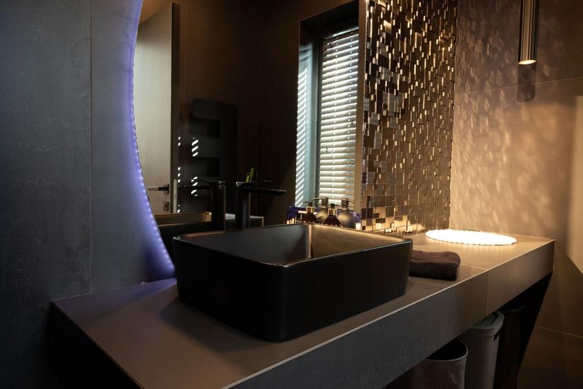 Vila Hi-Tech Minimalista: O Bijuterie Arhitecturala în Otopeni - Odaile - 10