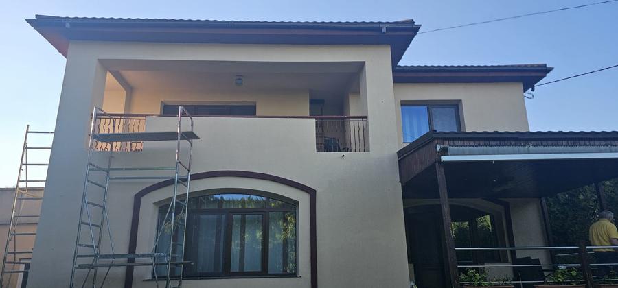 Vila cu teren de 1200 mp, ideal locuit/sediu de firma/clinica etc - 1