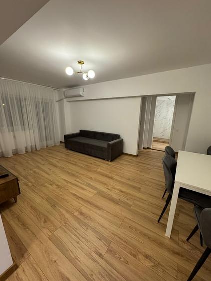 Mariott, 13 Septembrie, Panduri - 2