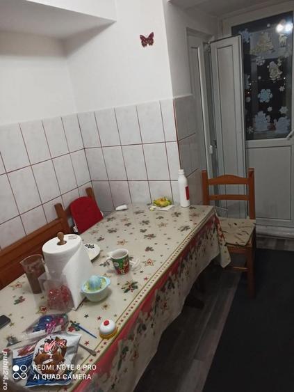 Vand apartament3camere micro 13 b - 8