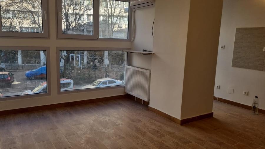 Universitate, Ion Campineanu stradal - 9