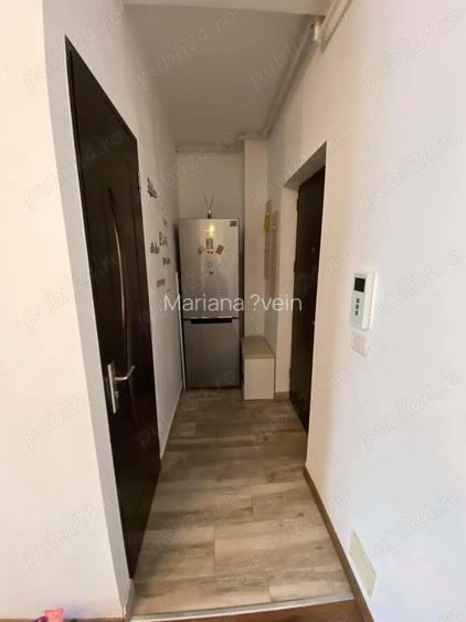 Proprietar inchriez apartament