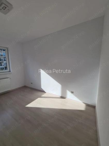 Proprietar, vand apartament nou, partial mobilat, 100 m autobuz