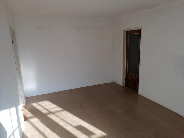 Vand Apartament 4 camere Sos Pantelimon, 90 mp, 1982 constructie - 3