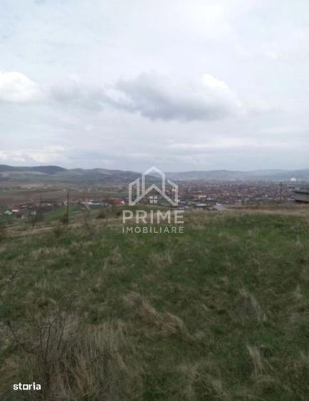 Teren intravilan 430 mp zona linistita, cu panorama superba asupra - 1