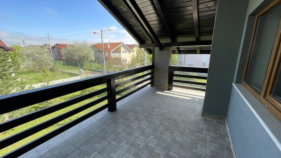 Vila Laguna Albastra  complet mobilata cu garaj - 31