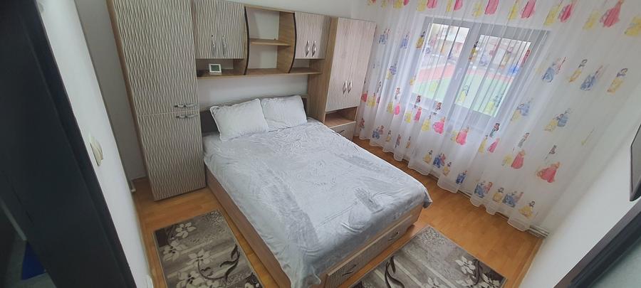 Inchiriez apart. cu 4 camere, etaj 2 din 4, Dorobanti 1, langa Sc. 7 - 7