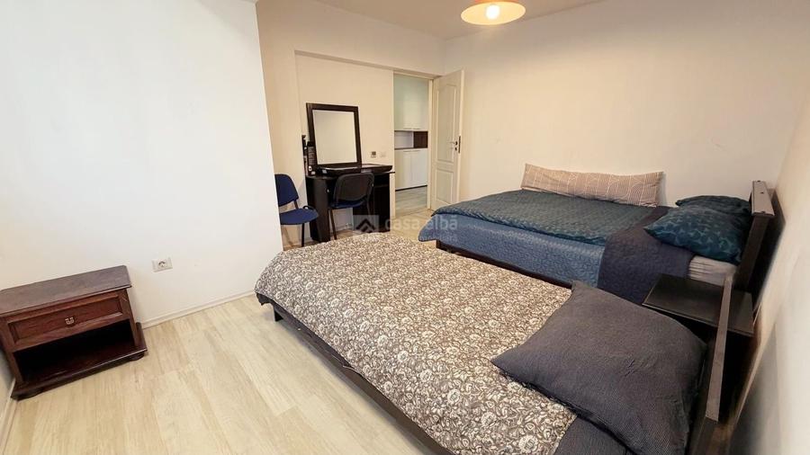 Independentei - vis-a-vis UMF, 3 camere mobilat si utilat - 9