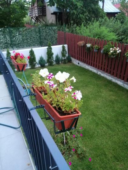 Se vinde Ap. 2 camere decomandat cu gradina si loc de parcare la 8 min de Palas - 10