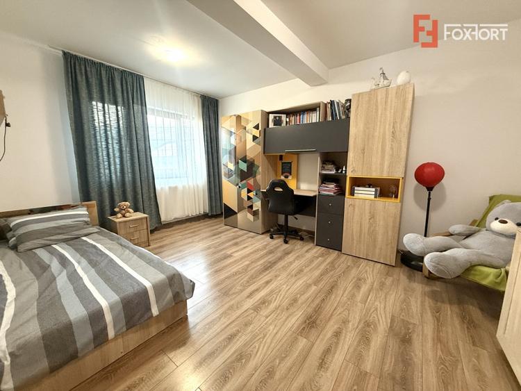 COMISION 0% Duplex cu 4 camere, 2 bai + mansarda de 42 mp, in cartier Europa - 9