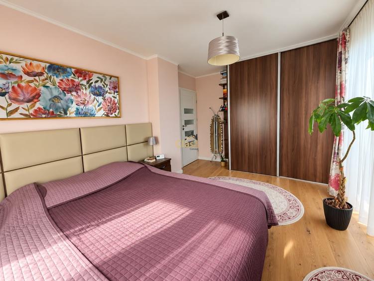 Apartament cu 3 camere decomandat, mobilat în Europa