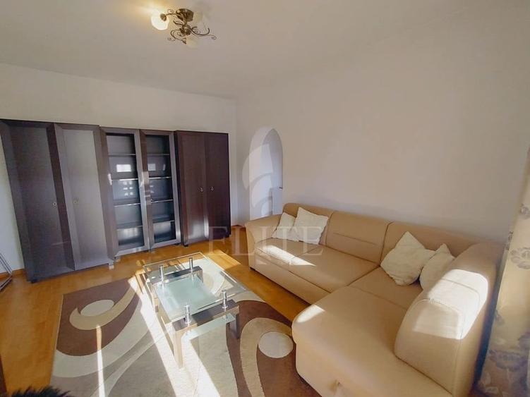 Apartament 2 camere în zona HOREA - 3