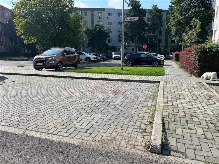 Loc de parcare de vanzare, 13 mp, Avantgarden - 1