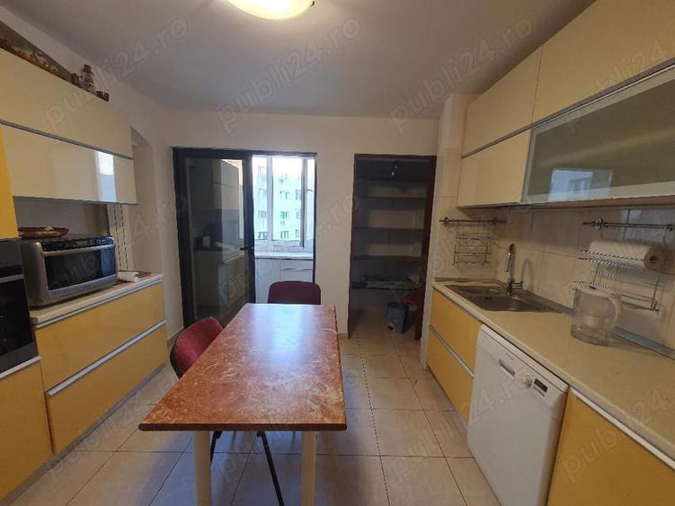 Ofer spre inchiriere apartament 4 camere pe Calea Mosilor - 4