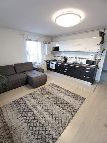 Apartament de vânzare, 3 camere, 64 mp, zona Auchan Iris - 2