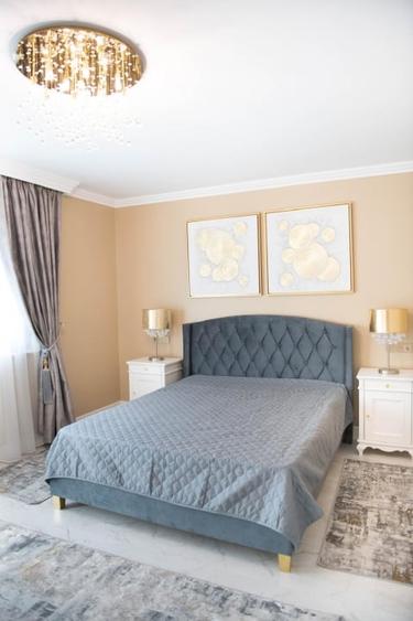 Casă superfinisată, complet mobilată, cu piscină încălzită – 5 camere, 5 băi - 5