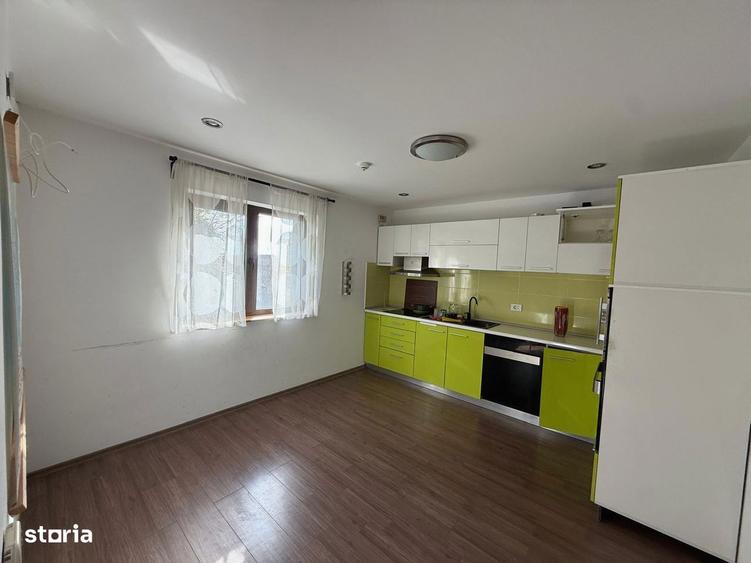 Casa individuala, noua P+2, cu pompe de caldura, CT si panouri 10kw - 1