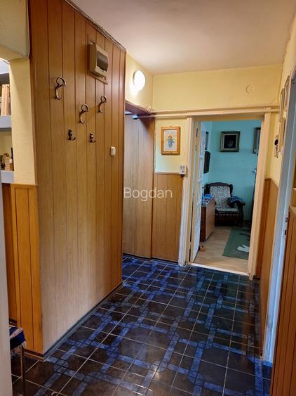 Apartament 4 camere, parter, b-dul Dunarea Micro 21 Apartament 4 camere, parter, b-dul Dunarea Micro 21