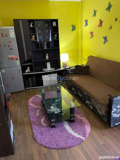 Inchiriez garsoniera ! Inchiriez garsoniera !