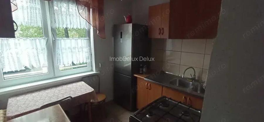 Apartament 2 camere complet mobilat zona Soarelui