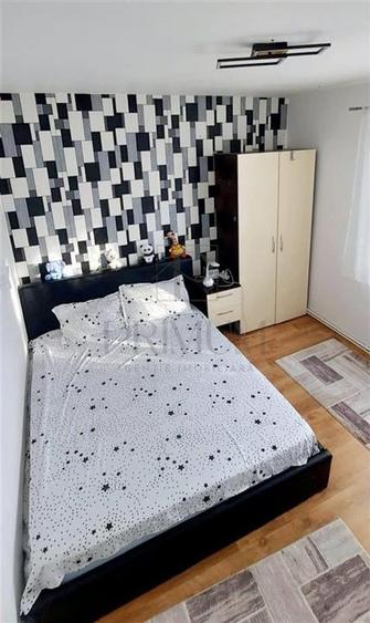 MEDICINA - ETAJ 3 - DECOMANDAT - 4 CAMERE - DEBARA - CENTRALA PROPRIE - CLIMA - 10