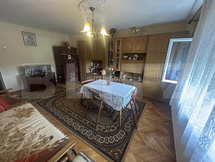 Apartament decomandat cu 3 camere, 78 mp, zona Carpati 2
