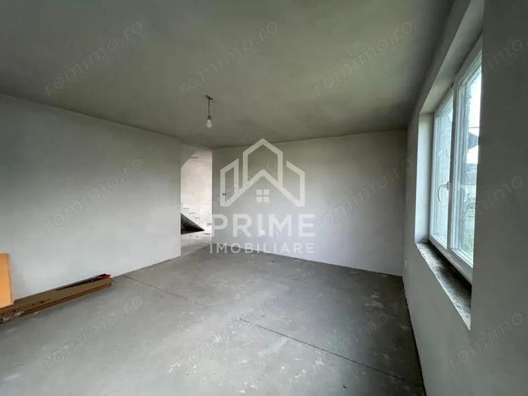 Casa de vanzare , 136 mp + 684 mp teren , Zona Totoi - 5
