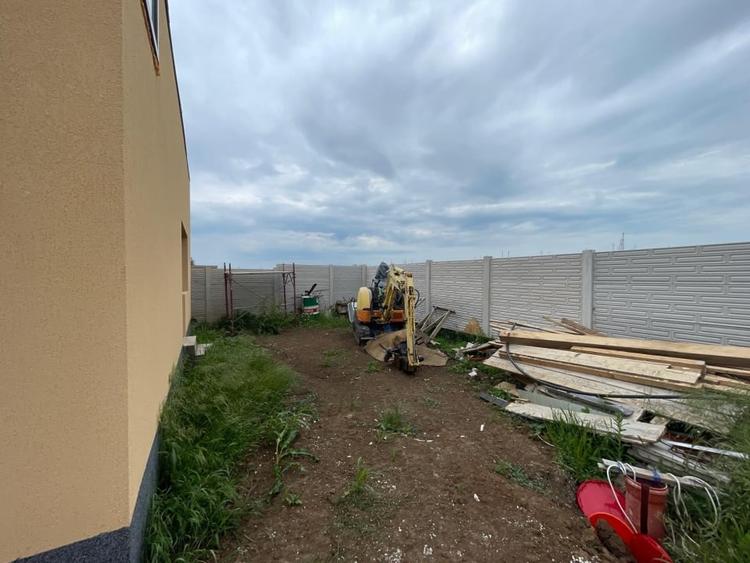 Casa semifinisata parter cu teren de 400mp in apropiere de Centura Craiova Nord - 2