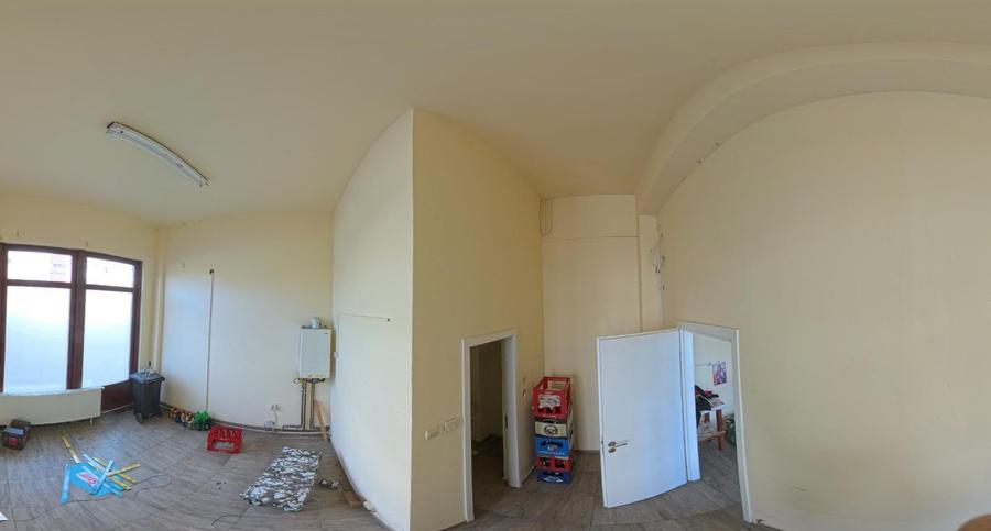 Închiriem Spațiu Comercial pe str. Vasile Aron bl.80 Preț Negociabil - 5