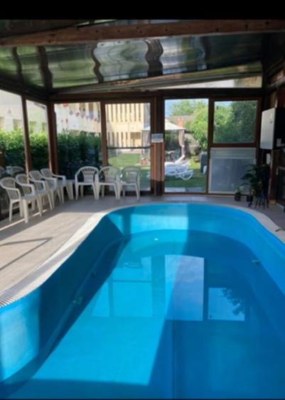 PENSIUNE in Tasnad cu predare afacere profitabila pentru investitori ! - 6